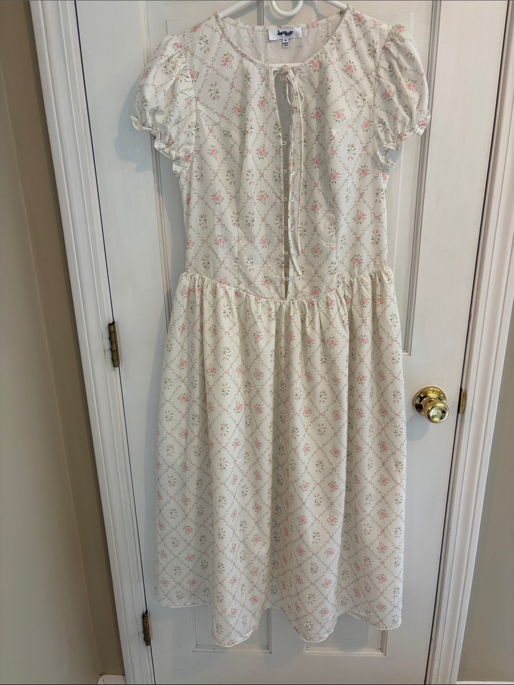 Jacquie the label medium Cream Midi Dress with Pink Floral Motif brand new